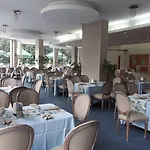Sofia 4* غولدن ساندز