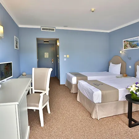 Sofia 4* Aranyhomok