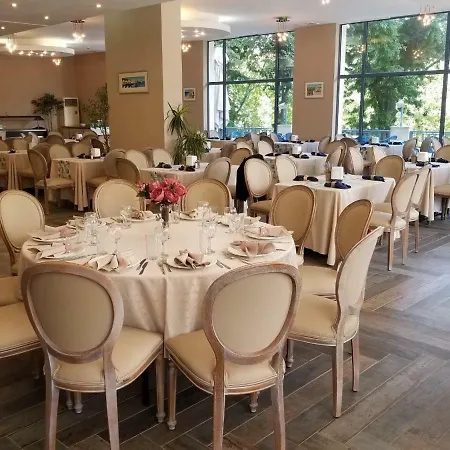 Sofia 4* Aranyhomok